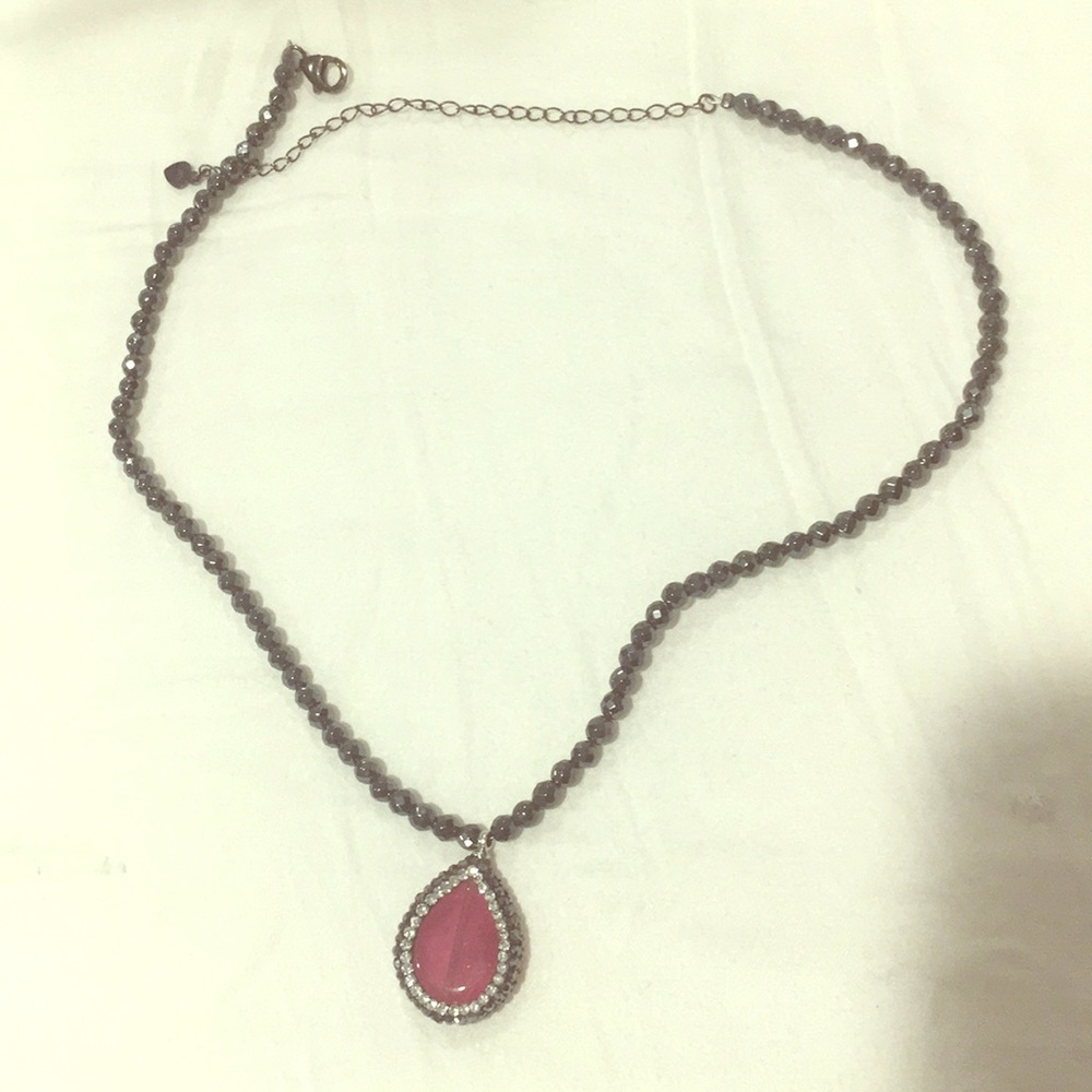 Statement necklace